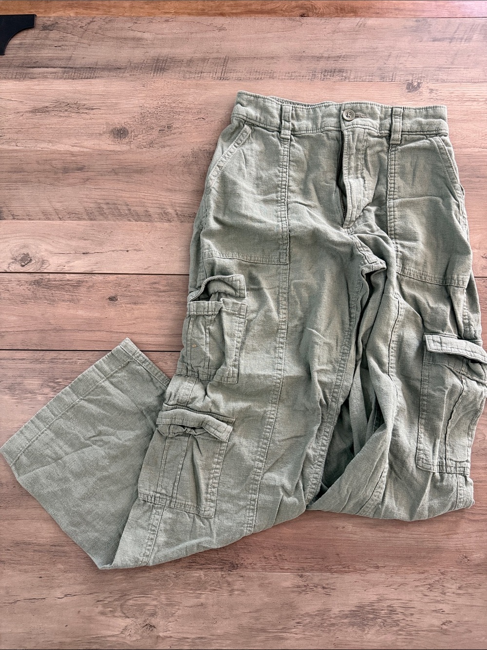 Hollister Sage Green Utility Cargo Pants